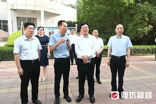 记者：戴伟浚和王振澳训练中没有任何问题，落选因同位置人选多